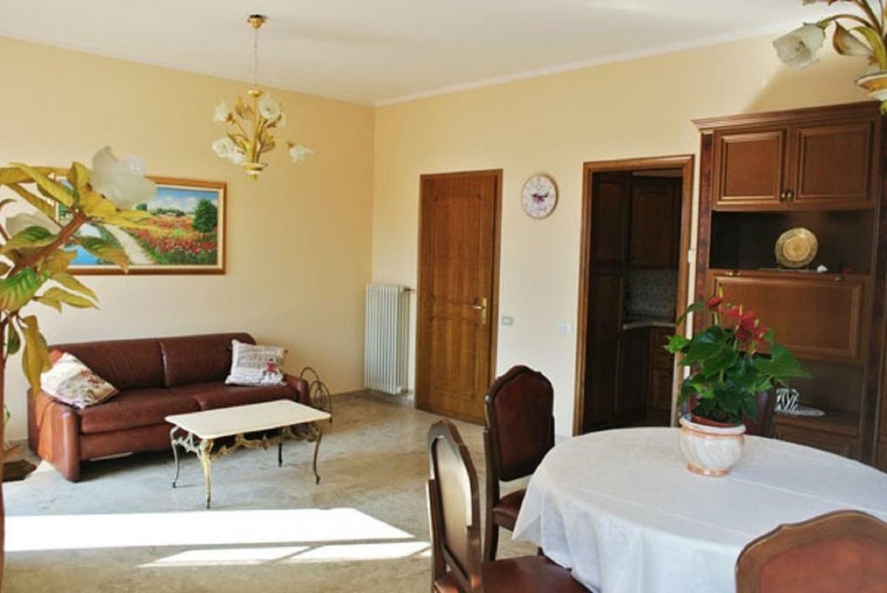 קנוביו Casa Farfalla מראה חיצוני תמונה