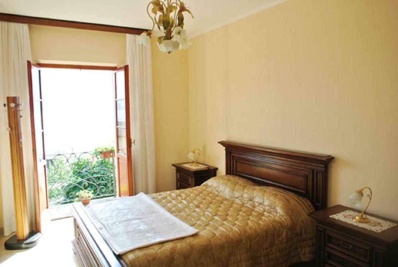 קנוביו Casa Farfalla מראה חיצוני תמונה